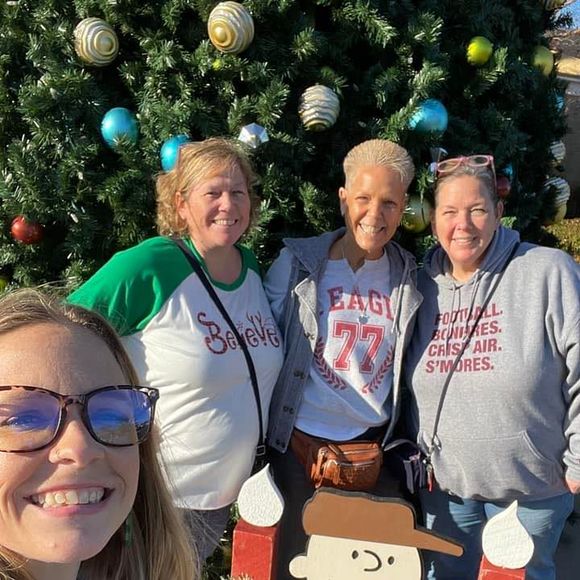 Meet your Posher, Cissy - Picture 1 of 1